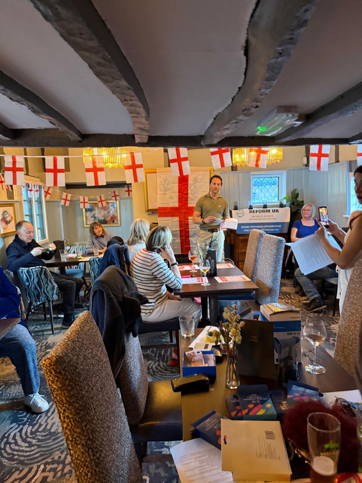 Gareth at the quiz bingo night